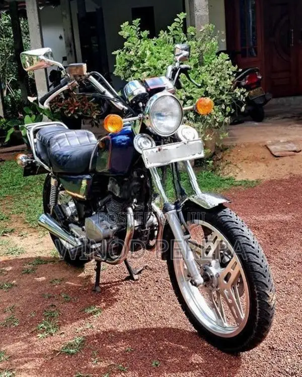 Honda CB250R LA Custom 1999