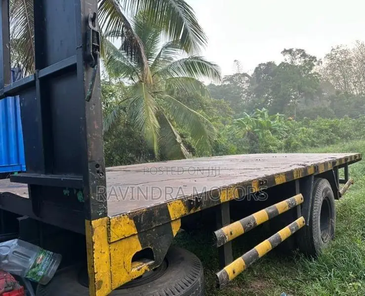 Leyland Tata Flatbed 20ft