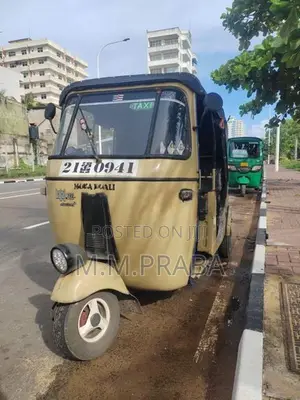 Bajaj RE 1995