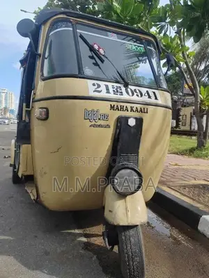 Bajaj RE 1995