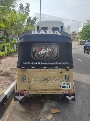 Bajaj RE 1995