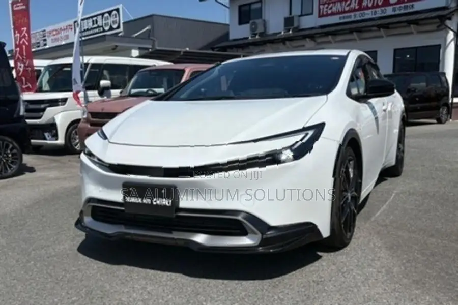 Toyota Prius Z PHV 2024
