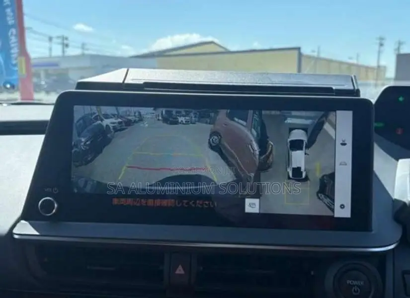 Toyota Prius Z PHV 2024