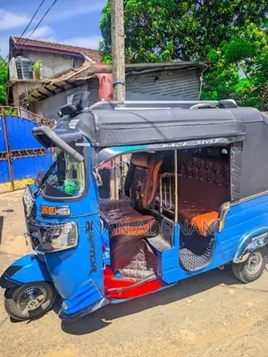 Bajaj racing 2025