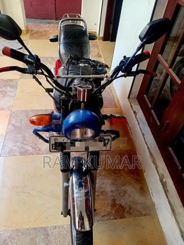 Bajaj Boxer 2008