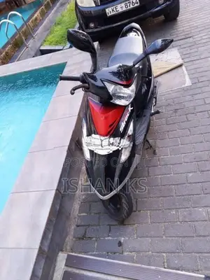 TVS Streak Black 2014