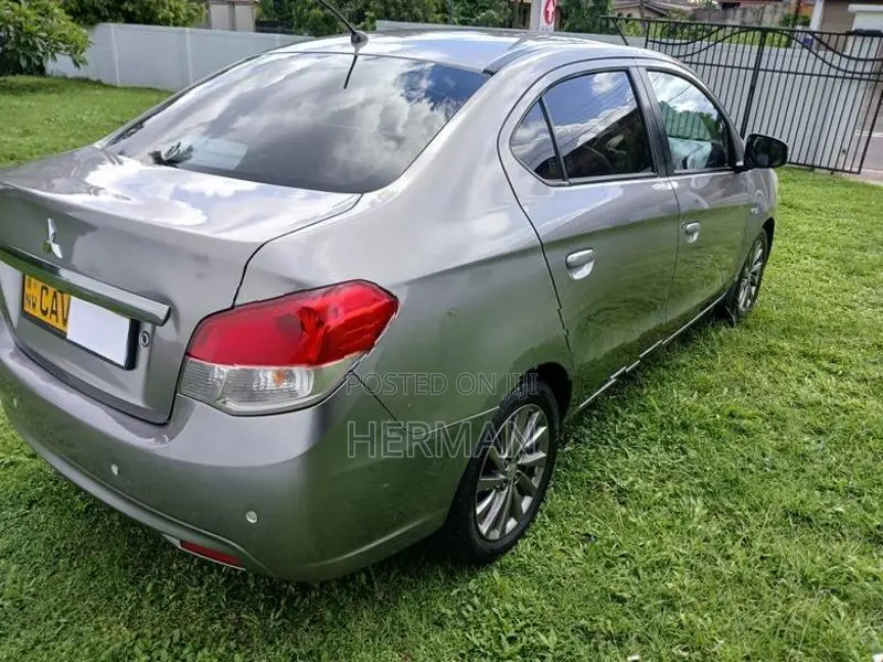 Mitsubishi Attrage 2017
