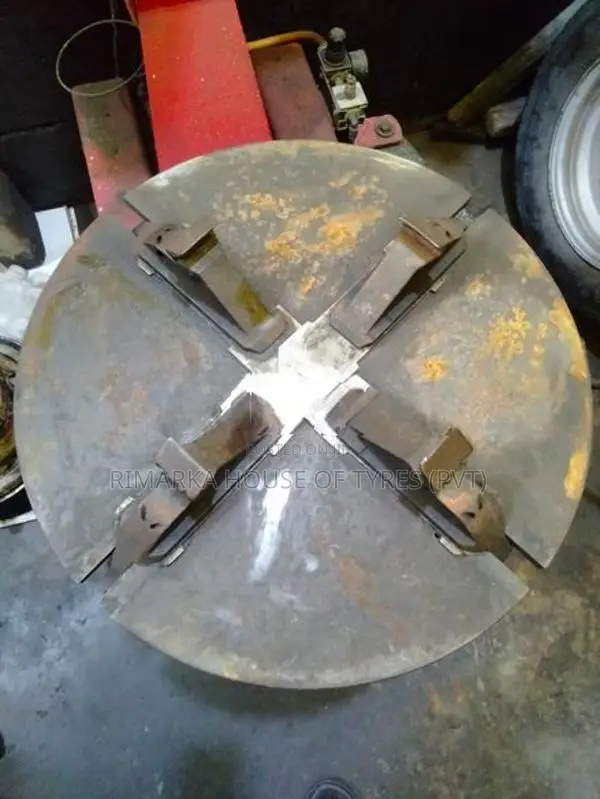 Tyre Changing Machine