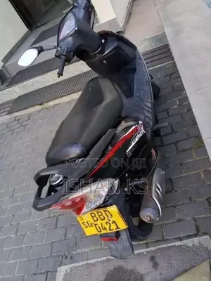 TVS Streak Black 2014
