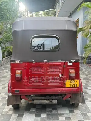Bajaj RE 2008