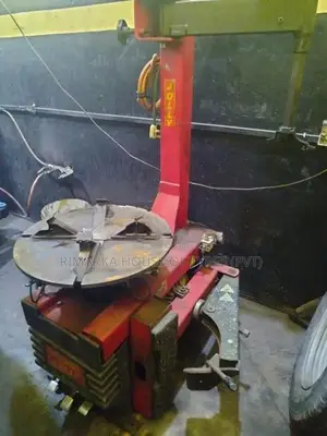Tyre Changing Machine