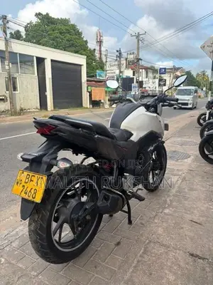 Honda CB Hornet 2017