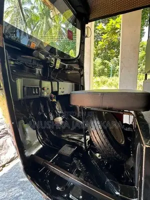 Bajaj RE 2012