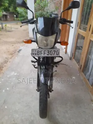 Bajaj Platina 2017