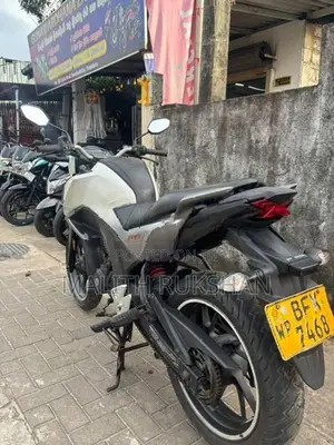 Honda CB Hornet 2017