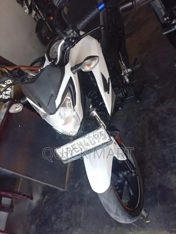 Honda CB Hornet 2017