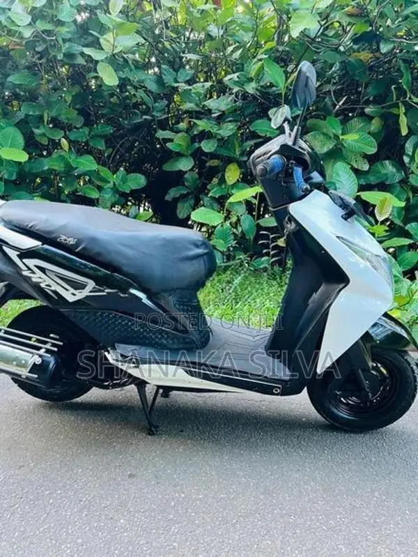 Honda Dio 2017