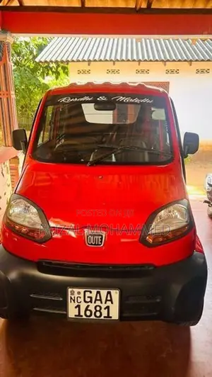Bajaj Qute 2019