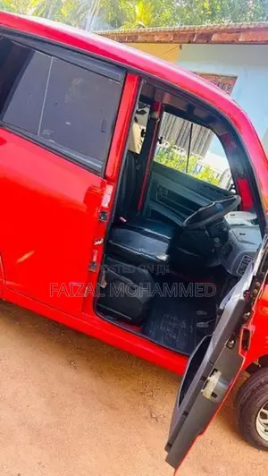 Bajaj Qute 2019