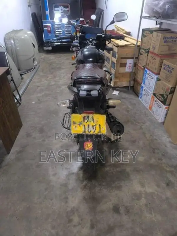 Bajaj Pulsar 150 2015
