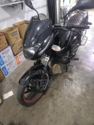 Bajaj Pulsar 150 2015