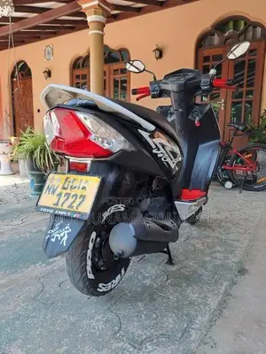Honda Dio 2017