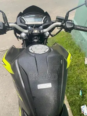Honda CB Hornet X Blade 2020