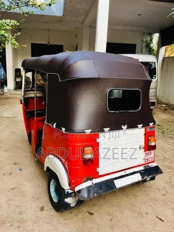 Bajaj RE 1995