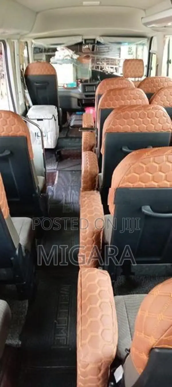 Toyota Coaster 2025