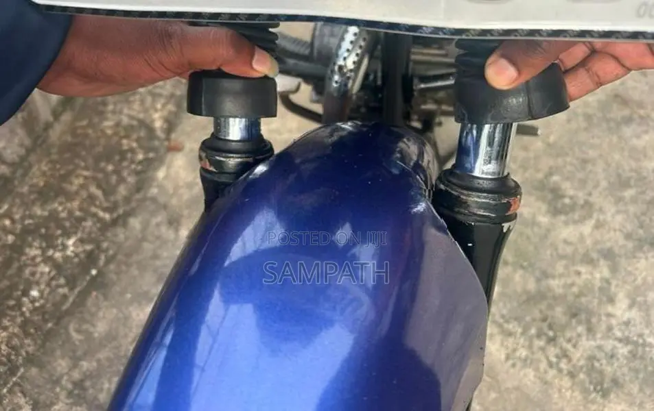 Bajaj CT100 2005