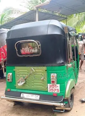 Bajaj RE 1995