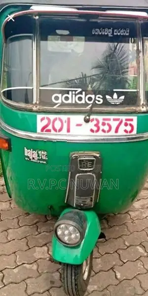 Bajaj RE 1995