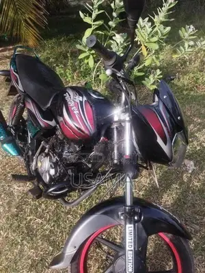 Bajaj Discover 2012