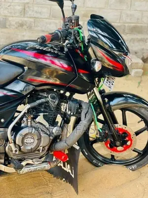 Bajaj Pulsar 150 2017