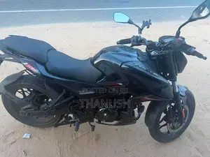 Bajaj Pulsar N160 2025