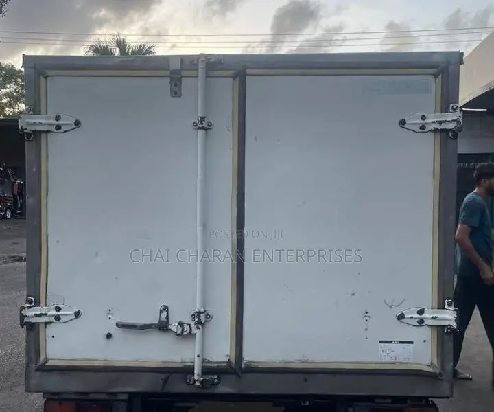 Freezer Truck Box 8Ft