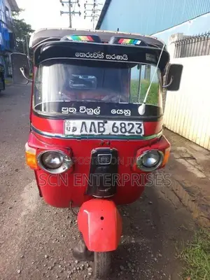 Bajaj RE 2012