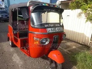 Bajaj RE 2012