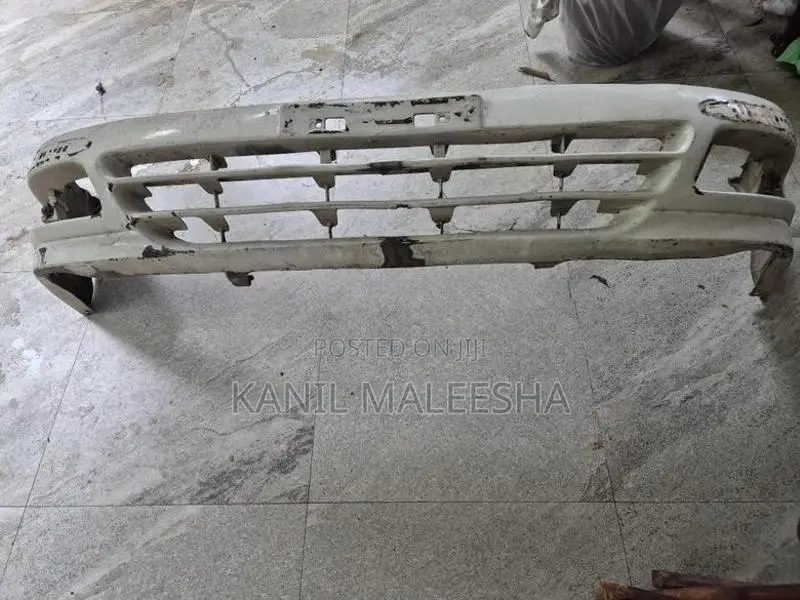 FB14 Mitsubishi Pajero Bumper