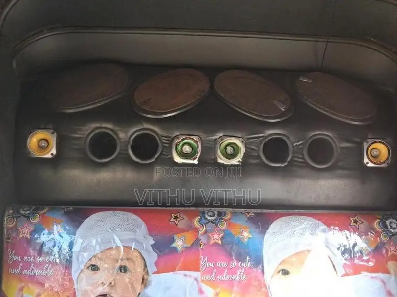 Three Wheel Speaker Box