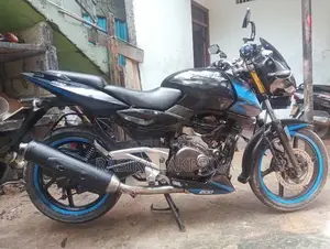 Bajaj Pulsar 200 2009