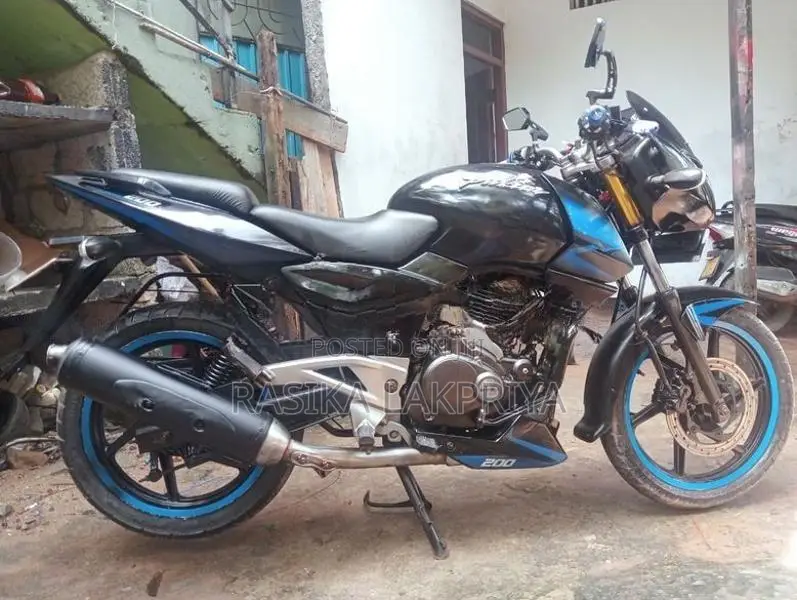 Bajaj Pulsar 200 2009