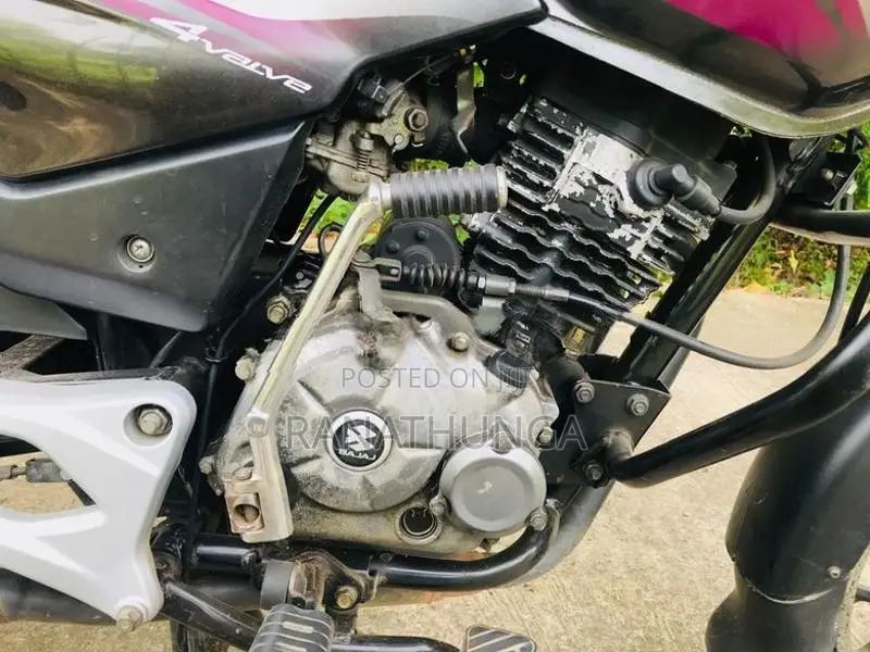 Bajaj Discover 125 discovery 125M 2015