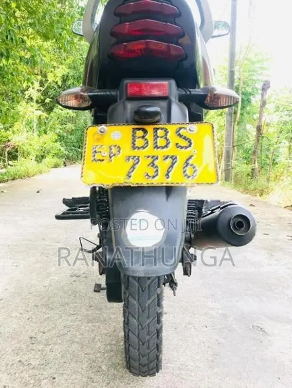 Bajaj Discover 125 discovery 125M 2015
