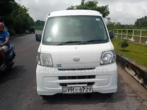 Daihatsu Hijet 2014