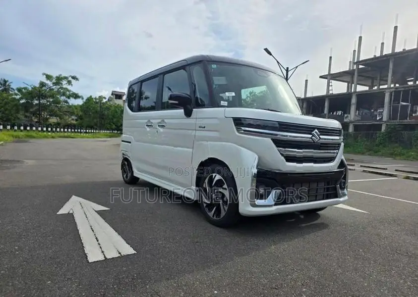 Suzuki Spacia Custom Hybrid XS 2025