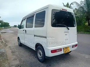 Daihatsu Hijet 2014