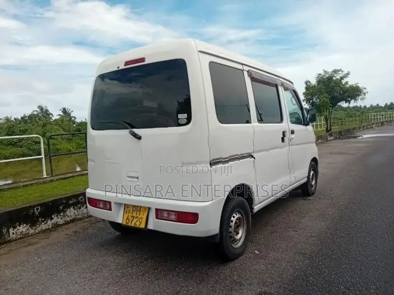 Daihatsu Hijet 2014