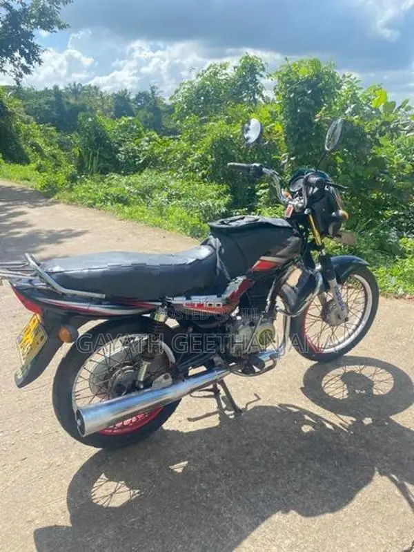 Bajaj CT100 2006