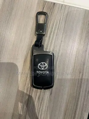 Toyota Urban Cruiser G e-DRIVE 2025